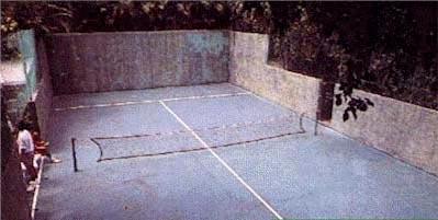 First Padel Court Padel Baan